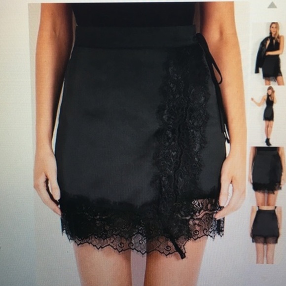 LF black silk wrap lace skirt - Picture 4 of 4